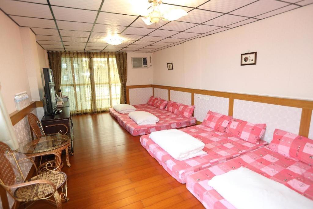 First Place B&B Hualien Exterior foto