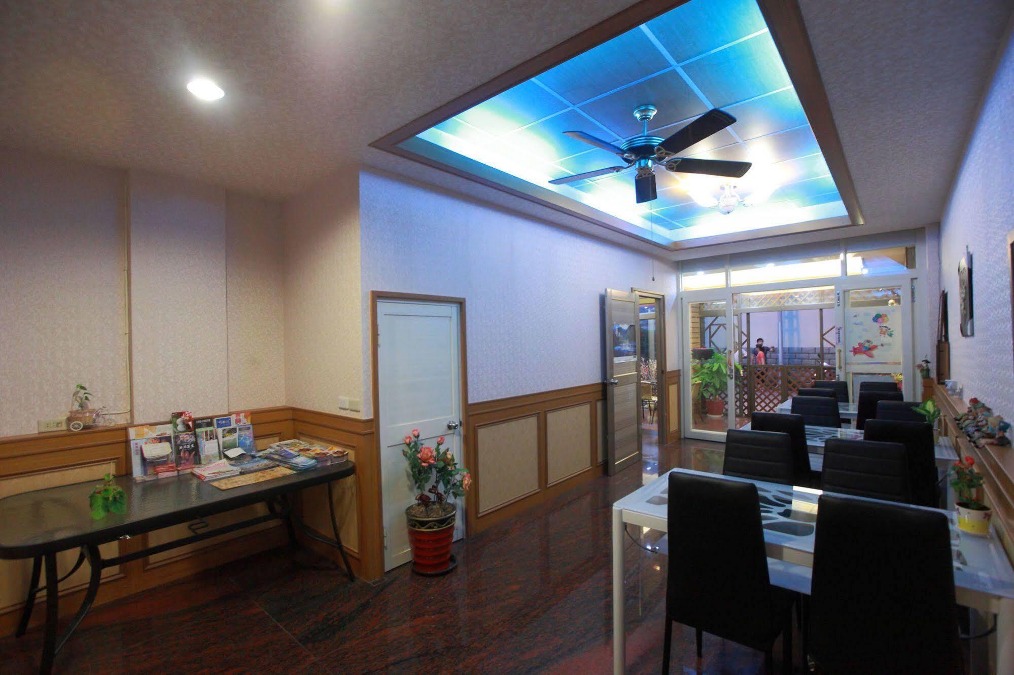 First Place B&B Hualien Exterior foto
